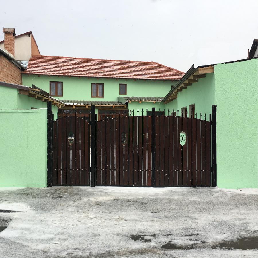 Casa Aurelia Bed & Breakfast Сибиу Екстериор снимка