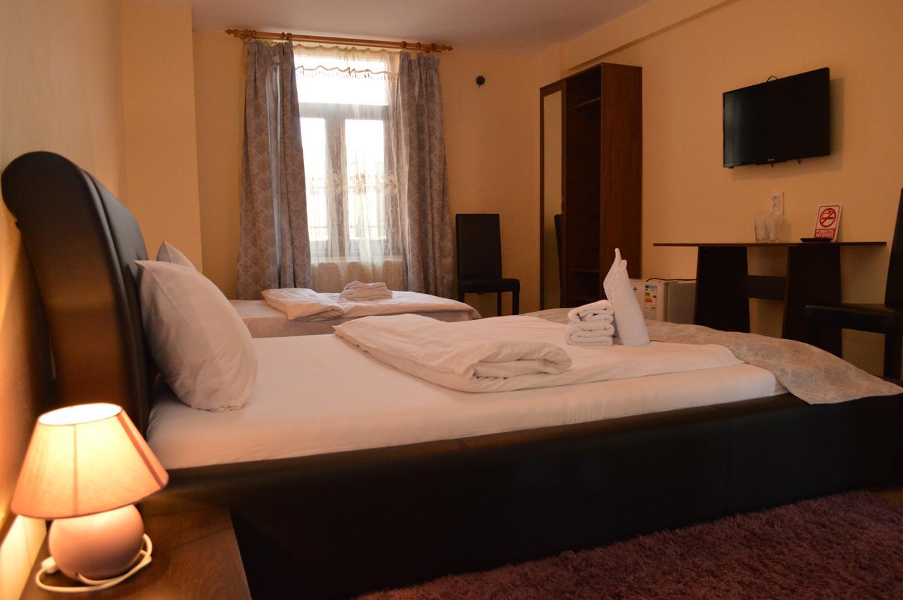 Casa Aurelia Bed & Breakfast Сибиу Екстериор снимка