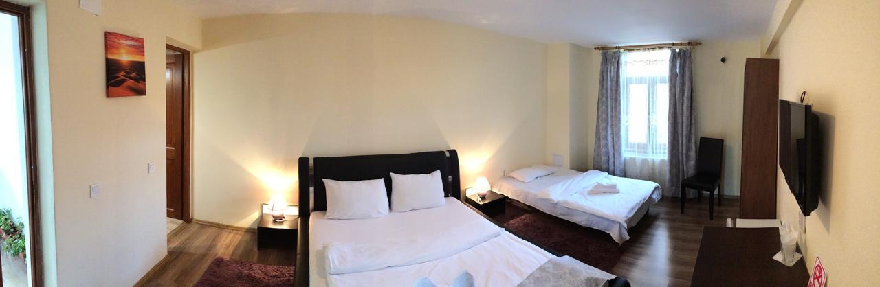 Casa Aurelia Bed & Breakfast Сибиу Екстериор снимка