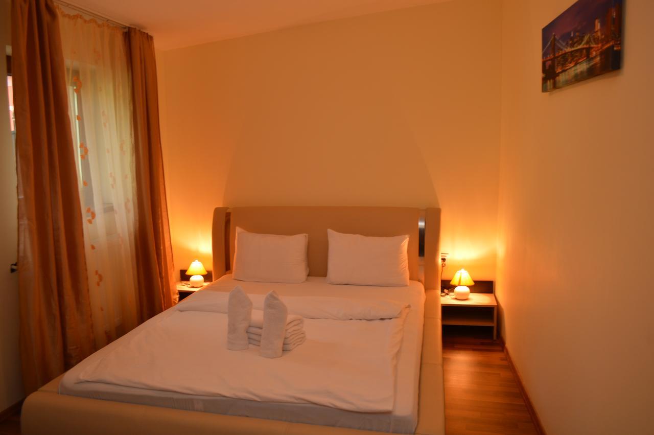 Casa Aurelia Bed & Breakfast Сибиу Екстериор снимка